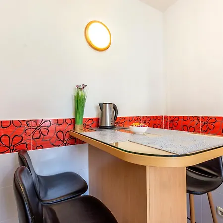 דירה Center With Jacuzzi *