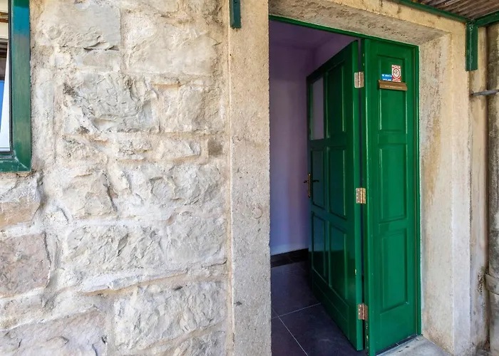 Center With Jacuzzi Appartamento