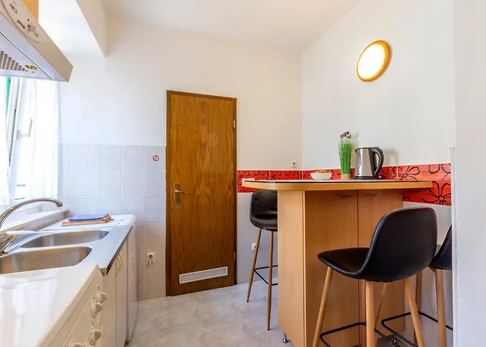 Center With Jacuzzi Appartamento