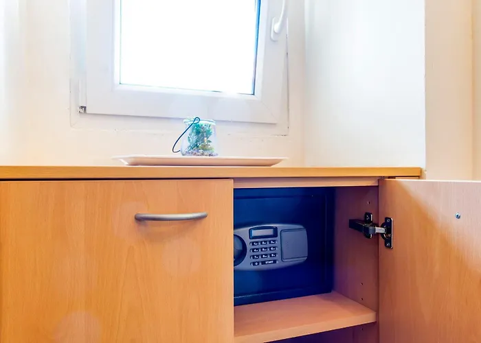 Center With Jacuzzi 아파트