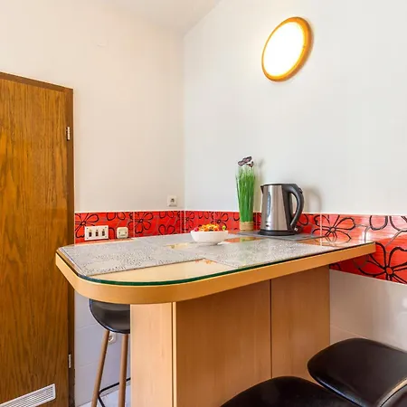 Διαμέρισμα Center With Jacuzzi *